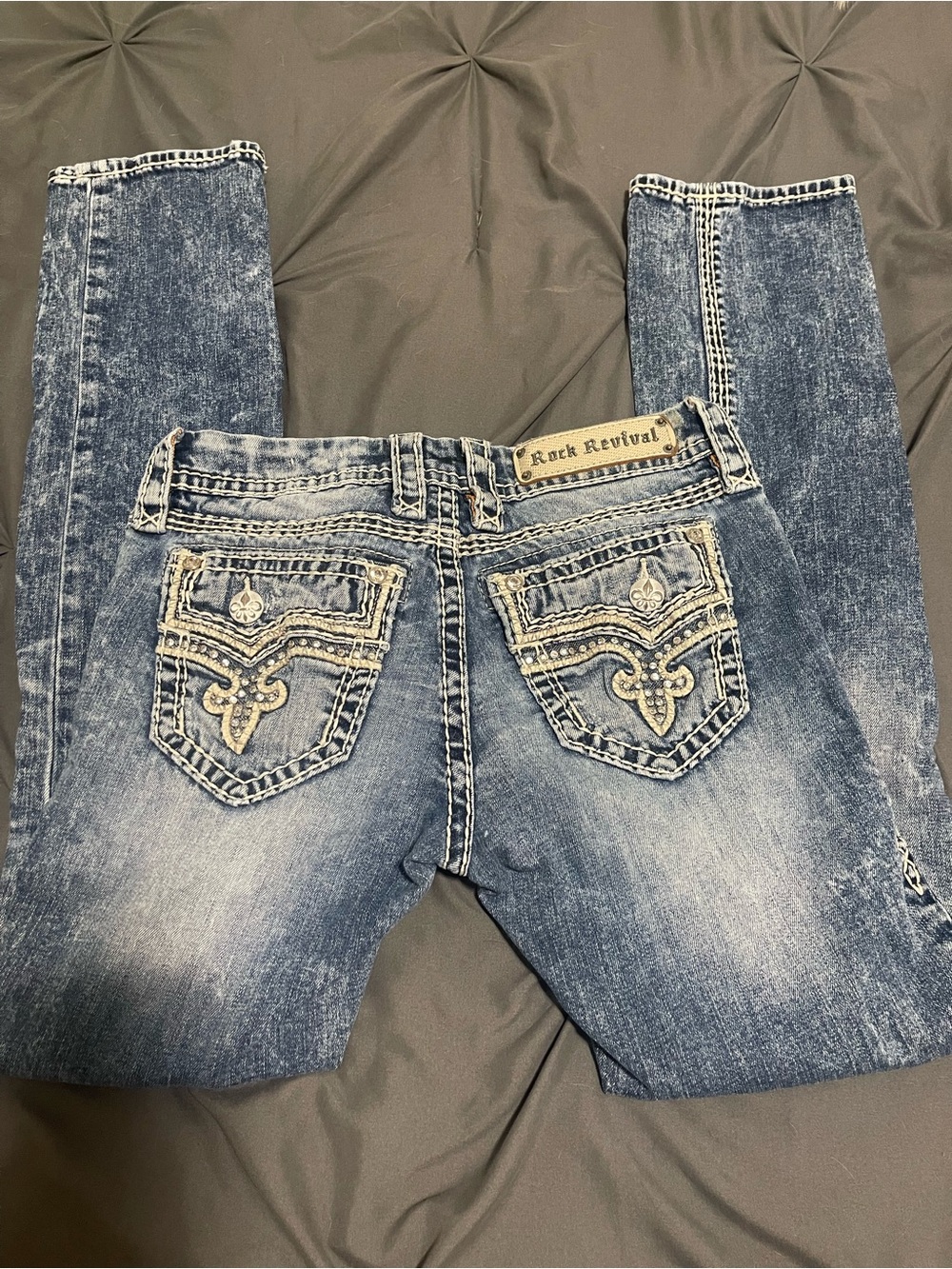 Rock Revival Embellished Back Pocket Jeans - Faded Blue Janelle straight
